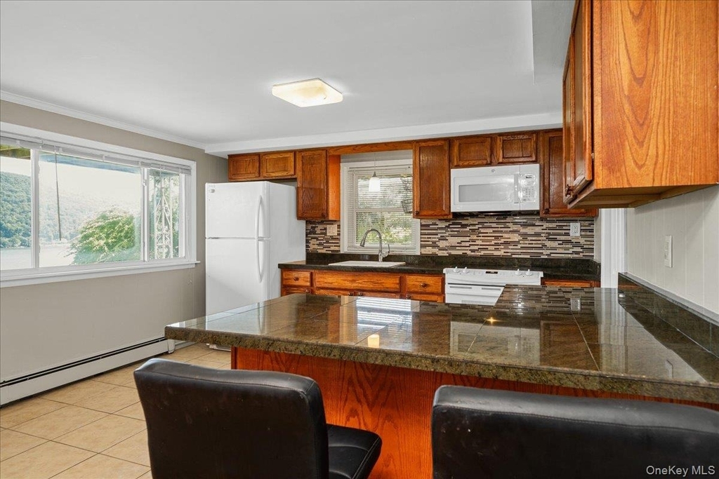 14 Hemlock Hill - Photo 12