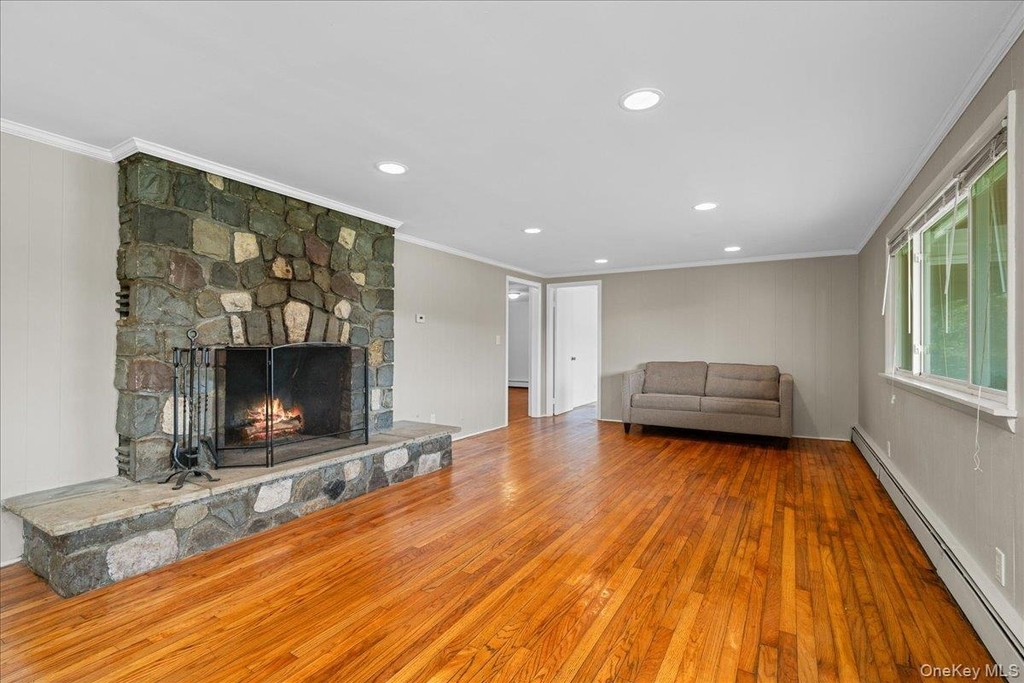 14 Hemlock Hill - Photo 5