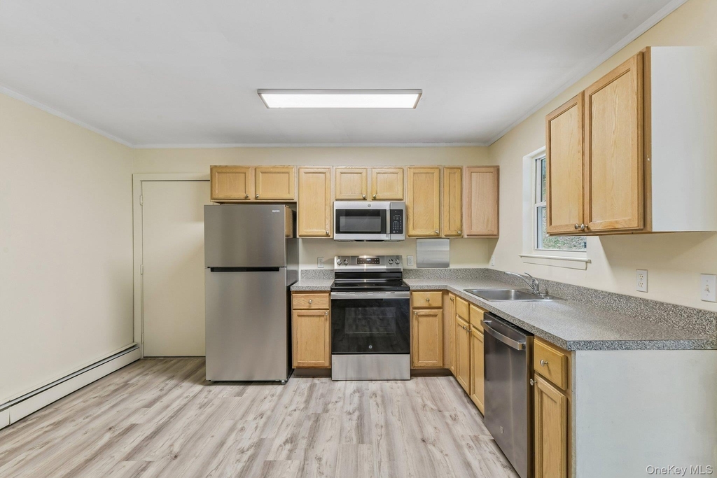22 Red Maple Road - Photo 9
