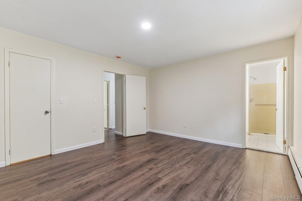 22 Red Maple Road - Photo 21