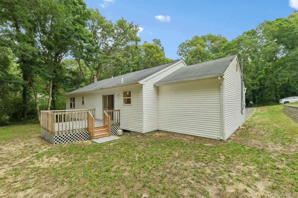22 Red Maple Road - Photo 28