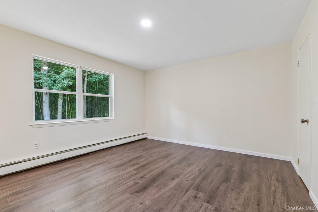 22 Red Maple Road - Photo 20