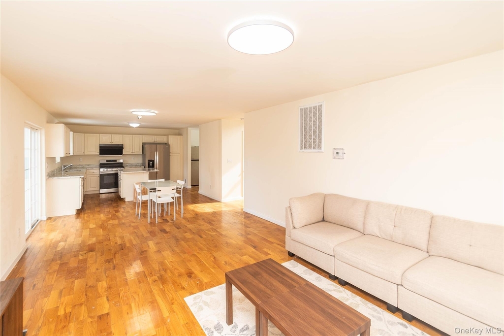 62 Bristol Circle - Photo 17