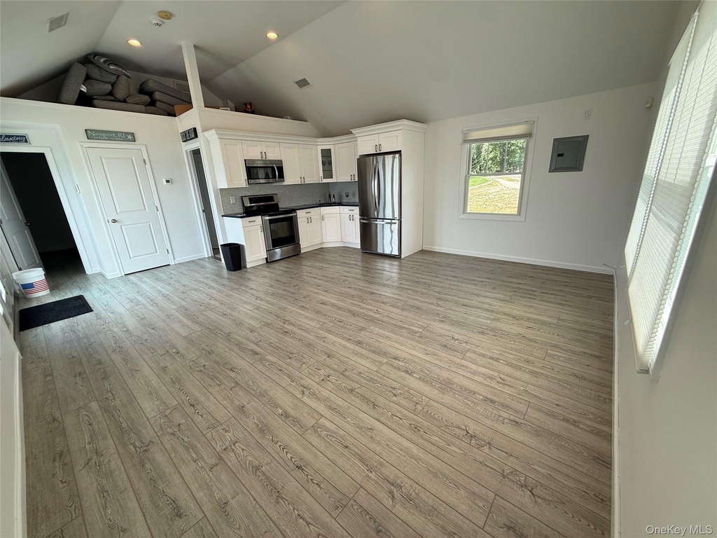 169 E Shore Road - Photo 5