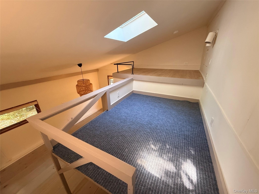 331 Thompson Street - Photo 7