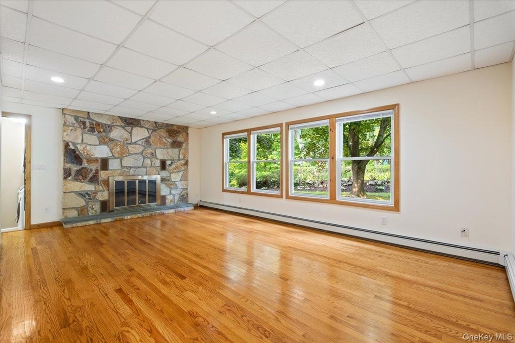 272 Brewster Hill Road - Photo 4