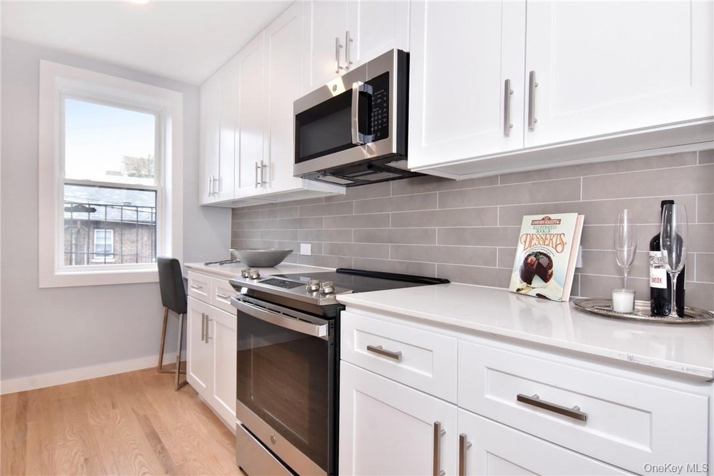 245 Wolfs Lane - Photo 5