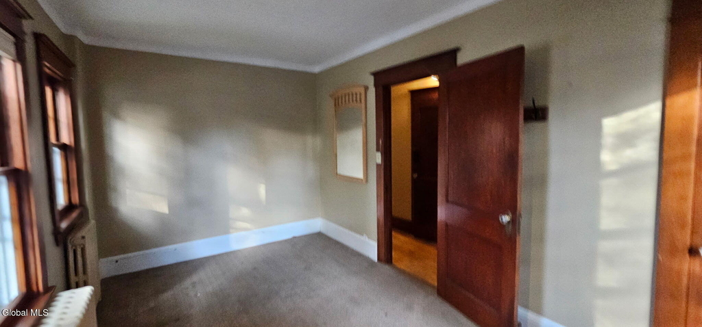 492 Glen Street - Photo 14