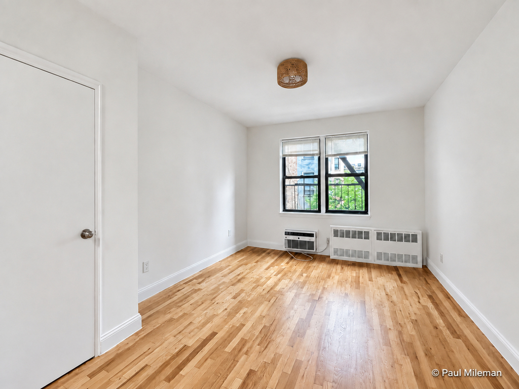  East 10th Street - Photo 0