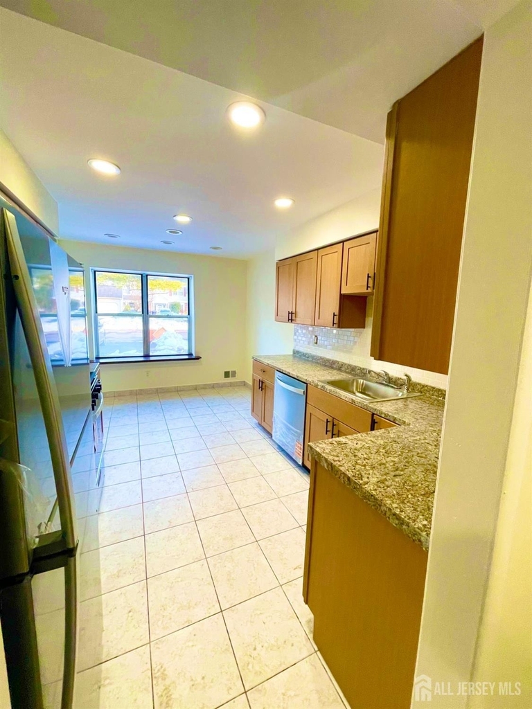 9 Lawry Court - Photo 3