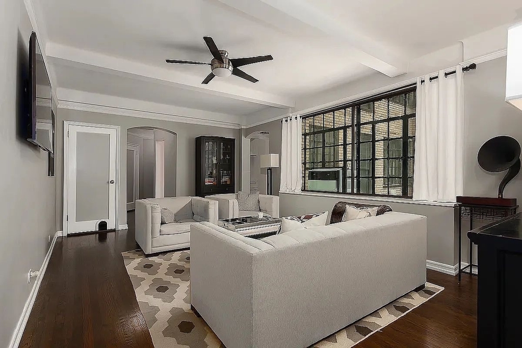 211 E 35th Street - Photo 1