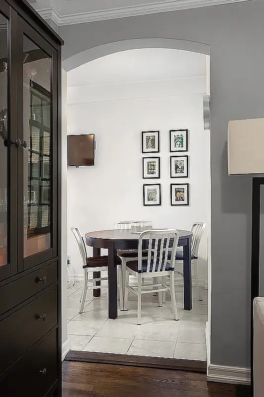 211 E 35th Street - Photo 4