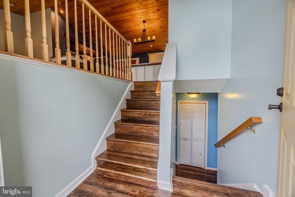 2445 Massanutten - Photo 2