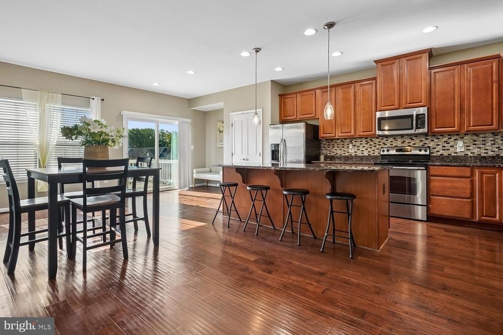 3103 Alliance Court - Photo 4