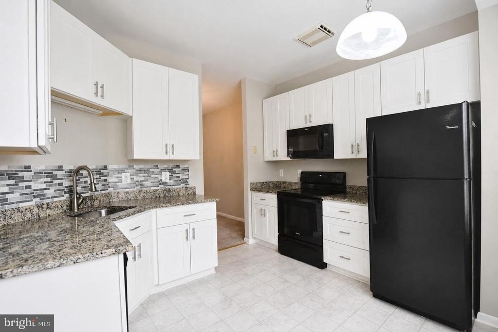 44190 Mossy Brook Square - Photo 12
