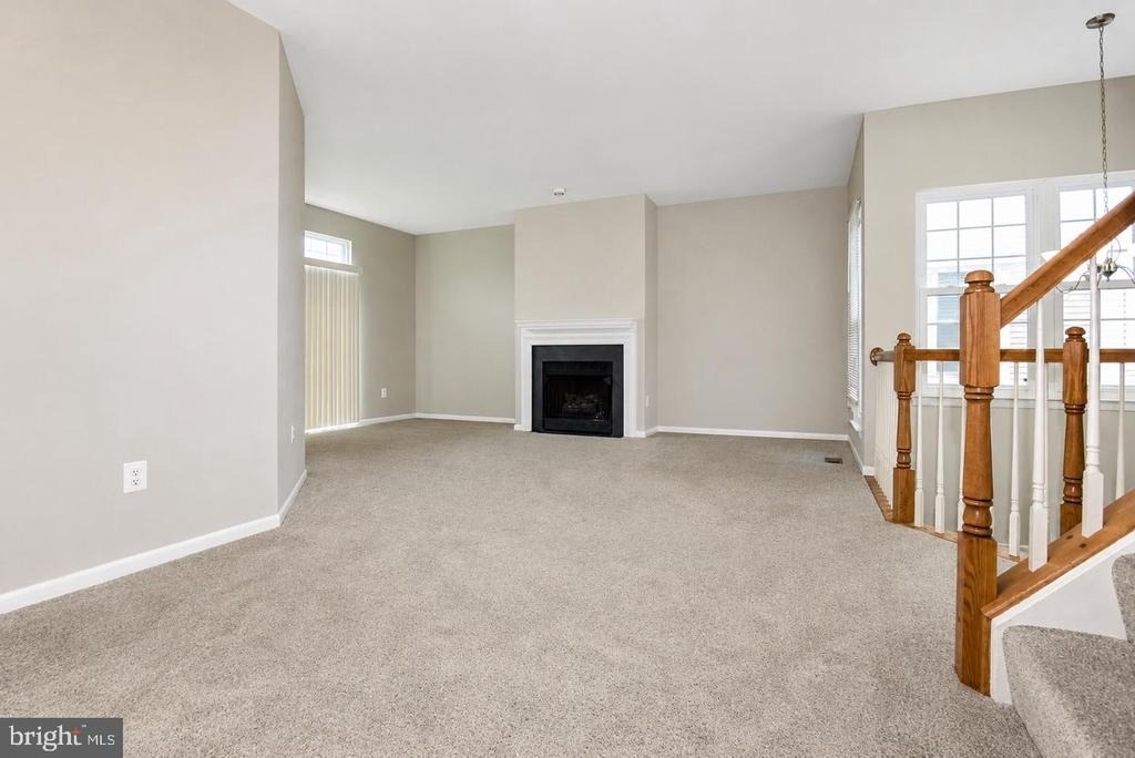 44190 Mossy Brook Square - Photo 6