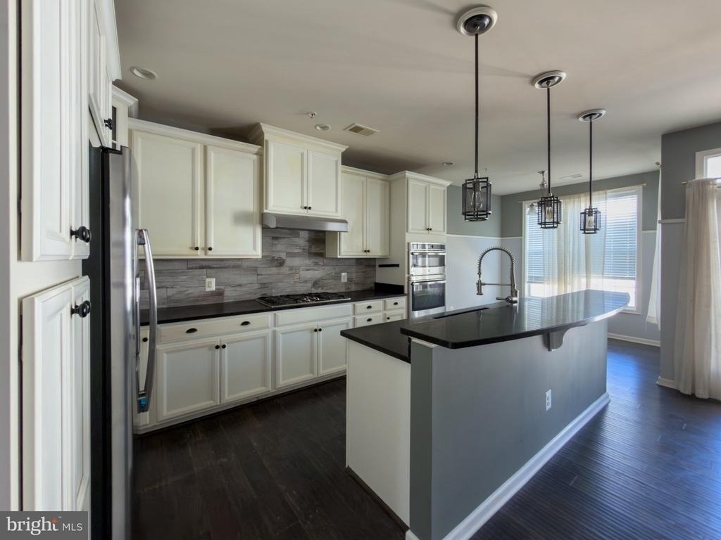 23548 Buckland Farm Terrace - Photo 2