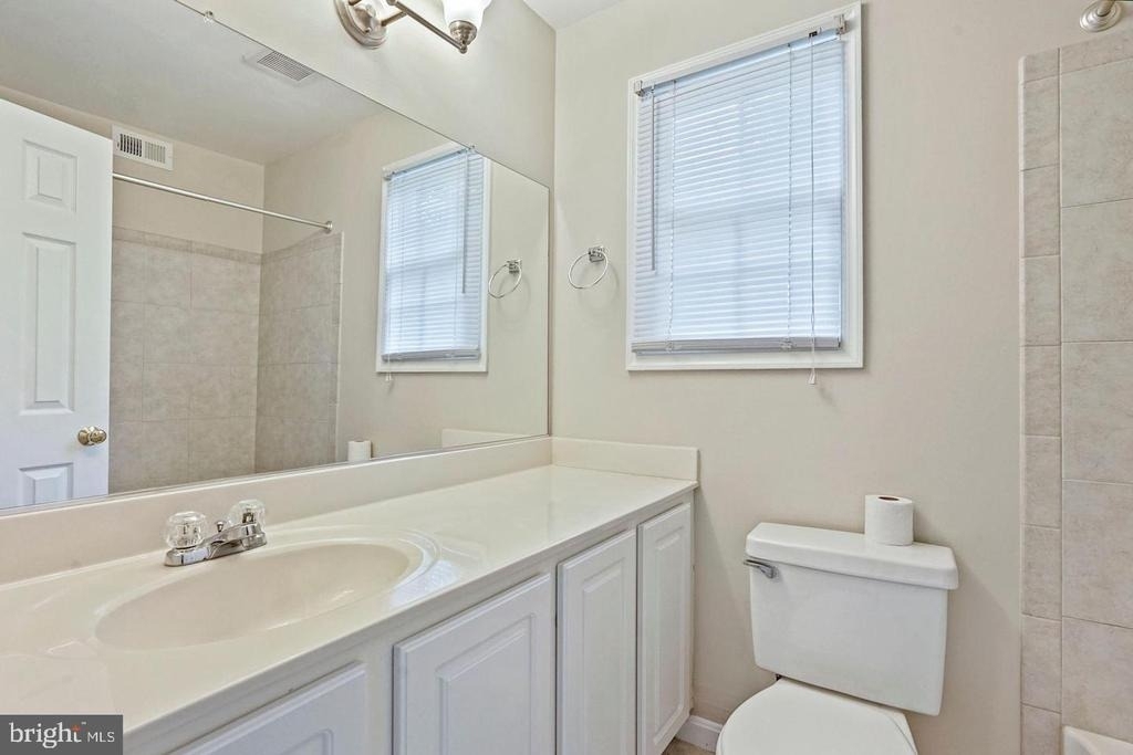 105 Westwick Court - Photo 8