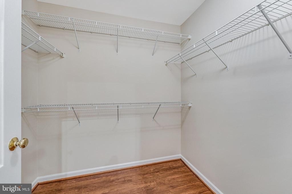 43619 Picketts Corner Terrace - Photo 28