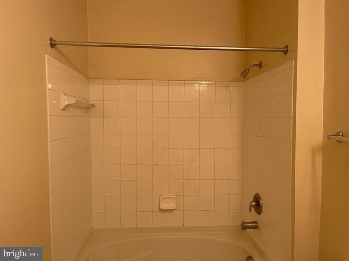 2665 Prosperity Avenue - Photo 6