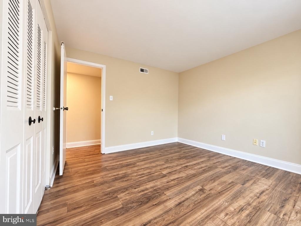 4420 Groombridge Way - Photo 9