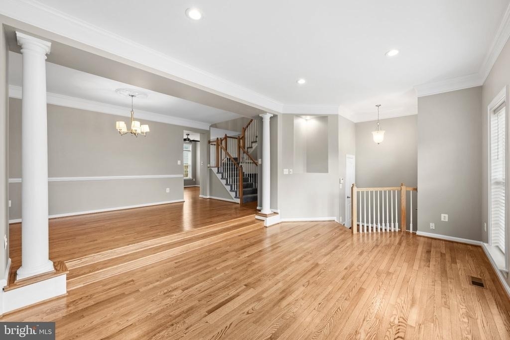 2821 Laura Gae Circle - Photo 4