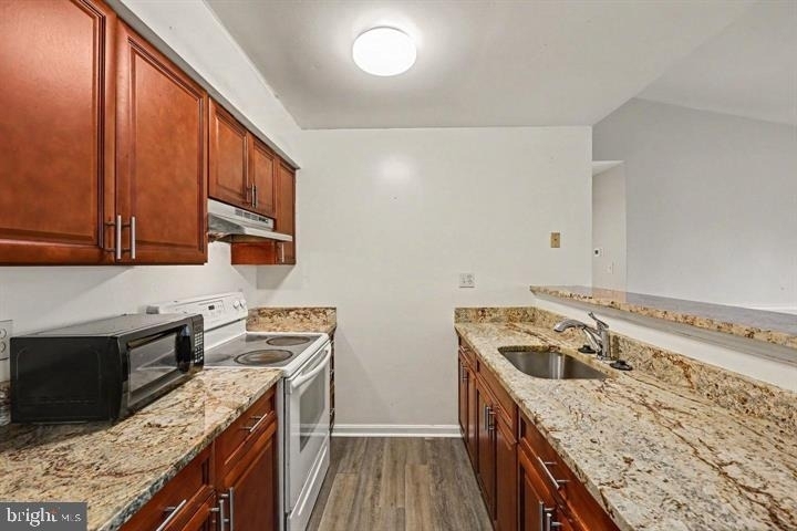 8619 Beekman Place - Photo 9