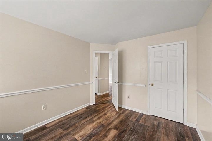 8619 Beekman Place - Photo 14