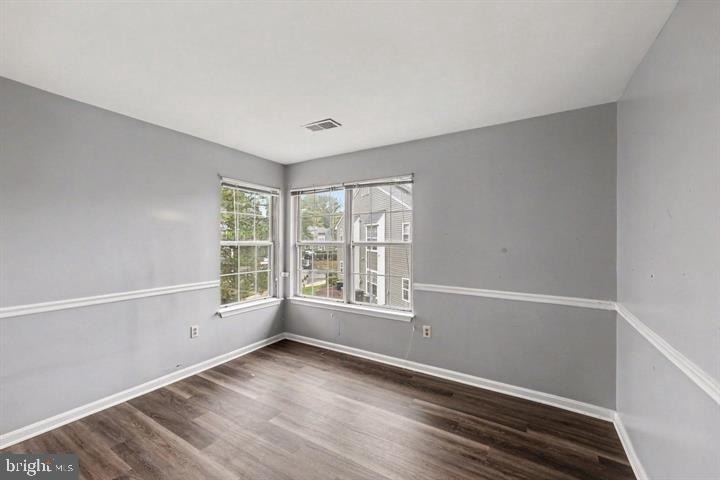 8619 Beekman Place - Photo 15