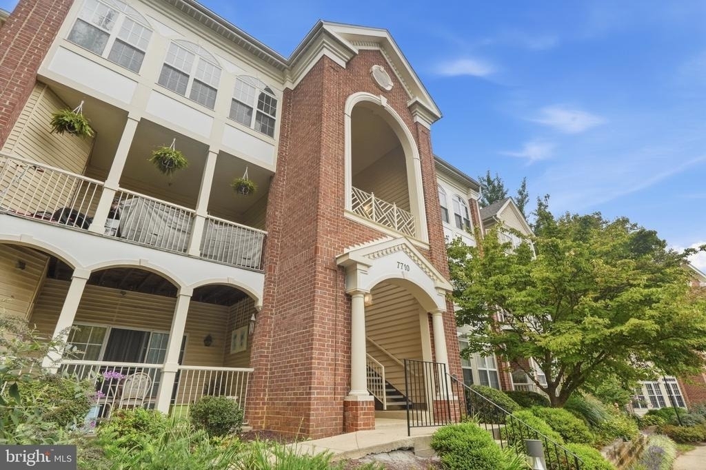 7710 Haynes Point Way - Photo 28