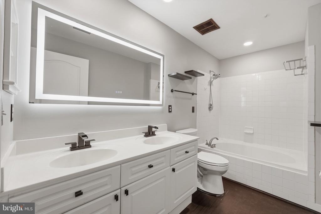 7710 Haynes Point Way - Photo 23