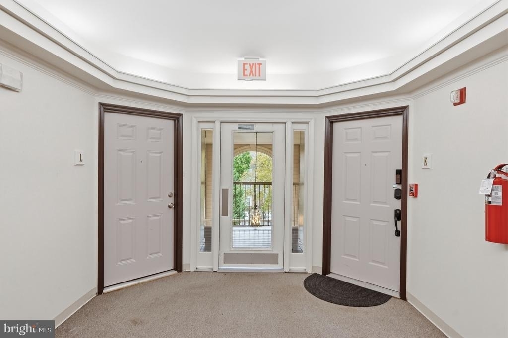 7710 Haynes Point Way - Photo 26