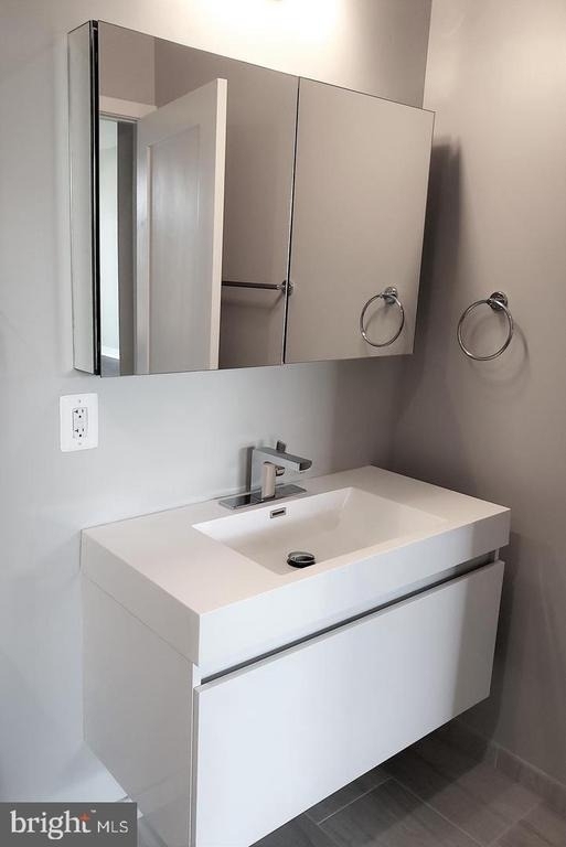 989 S Buchanan Street - Photo 18