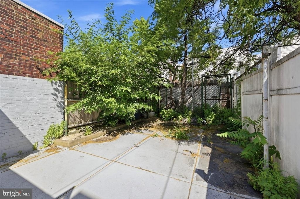 3052 Aramingo Avenue - Photo 12