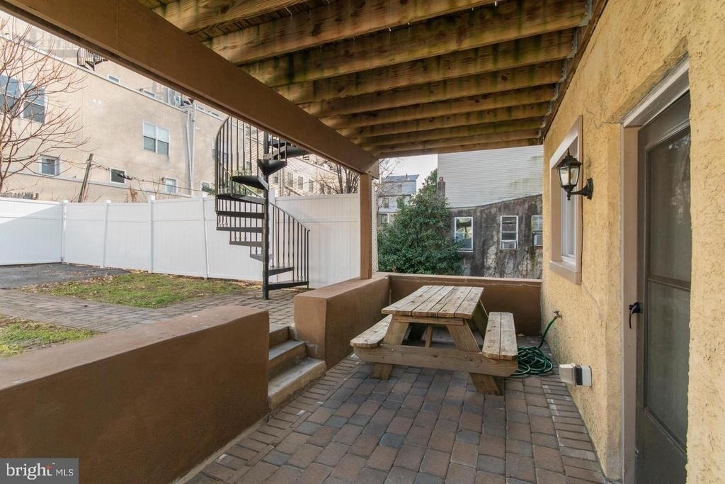 3773 Cresson Street - Photo 6