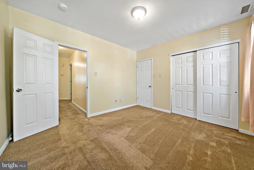 1942 Wolf Street - Photo 10