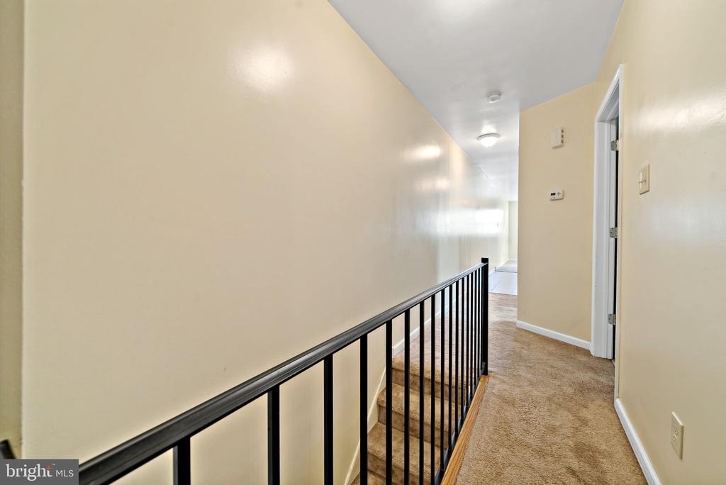 1942 Wolf Street - Photo 8