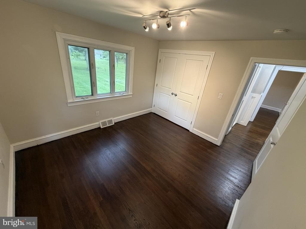 2650 Morris Road - Photo 11