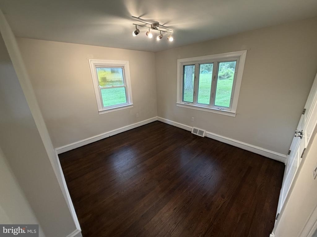 2650 Morris Road - Photo 9