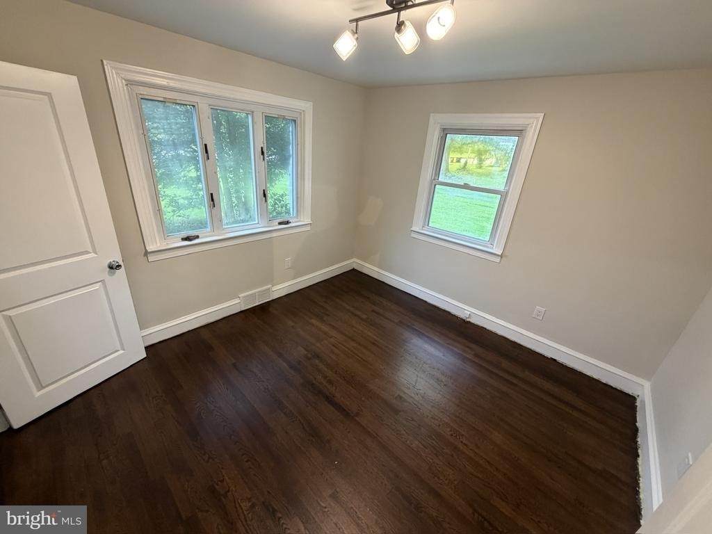 2650 Morris Road - Photo 13