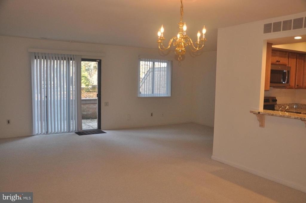 112 Woodgate Lane - Photo 4
