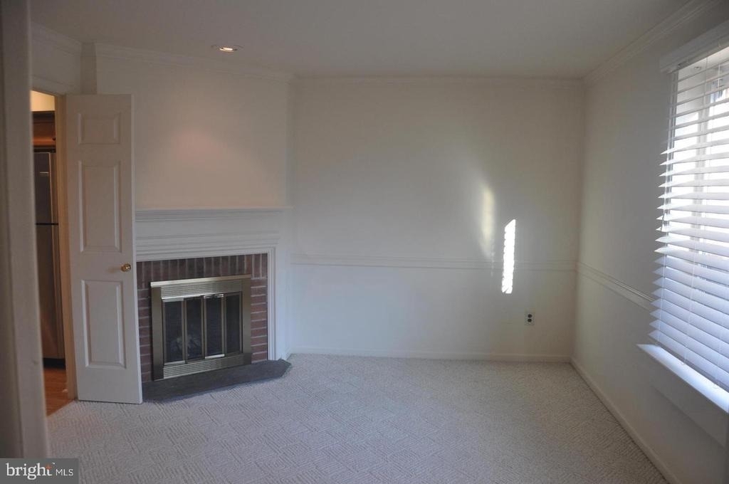 112 Woodgate Lane - Photo 8