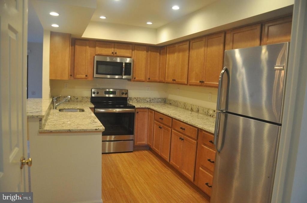 112 Woodgate Lane - Photo 1