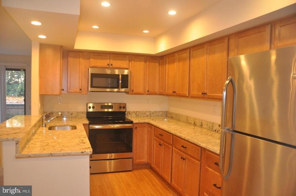 112 Woodgate Lane - Photo 3