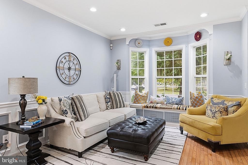 31 Belmont Drive - Photo 5