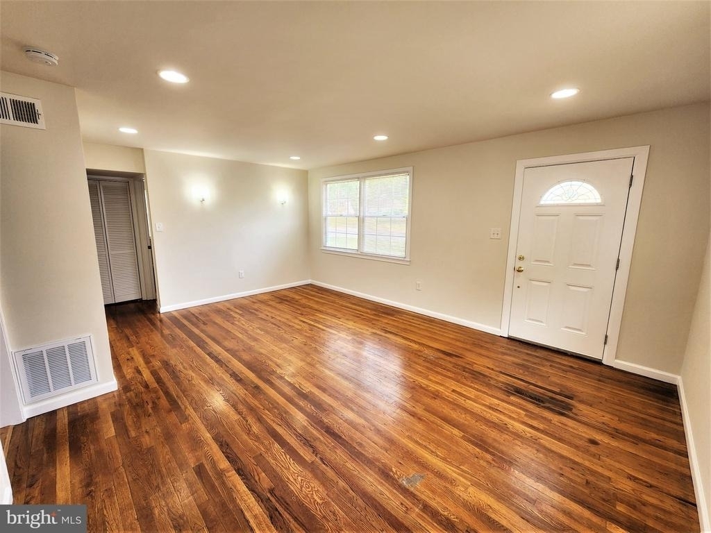 2616 Kirtland Avenue - Photo 1