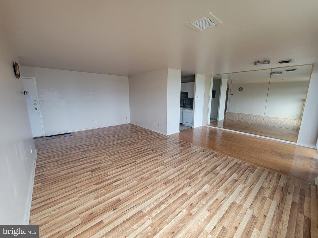 3450 Toledo Terrace - Photo 16