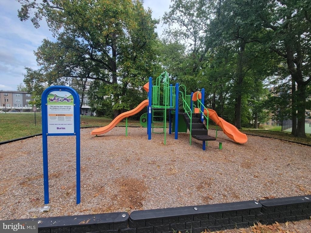 3450 Toledo Terrace - Photo 31