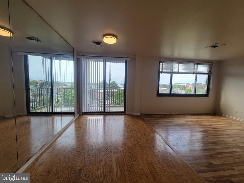 3450 Toledo Terrace - Photo 21