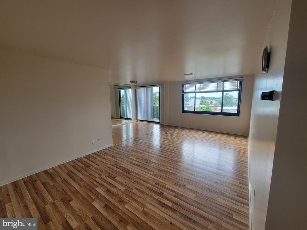 3450 Toledo Terrace - Photo 14